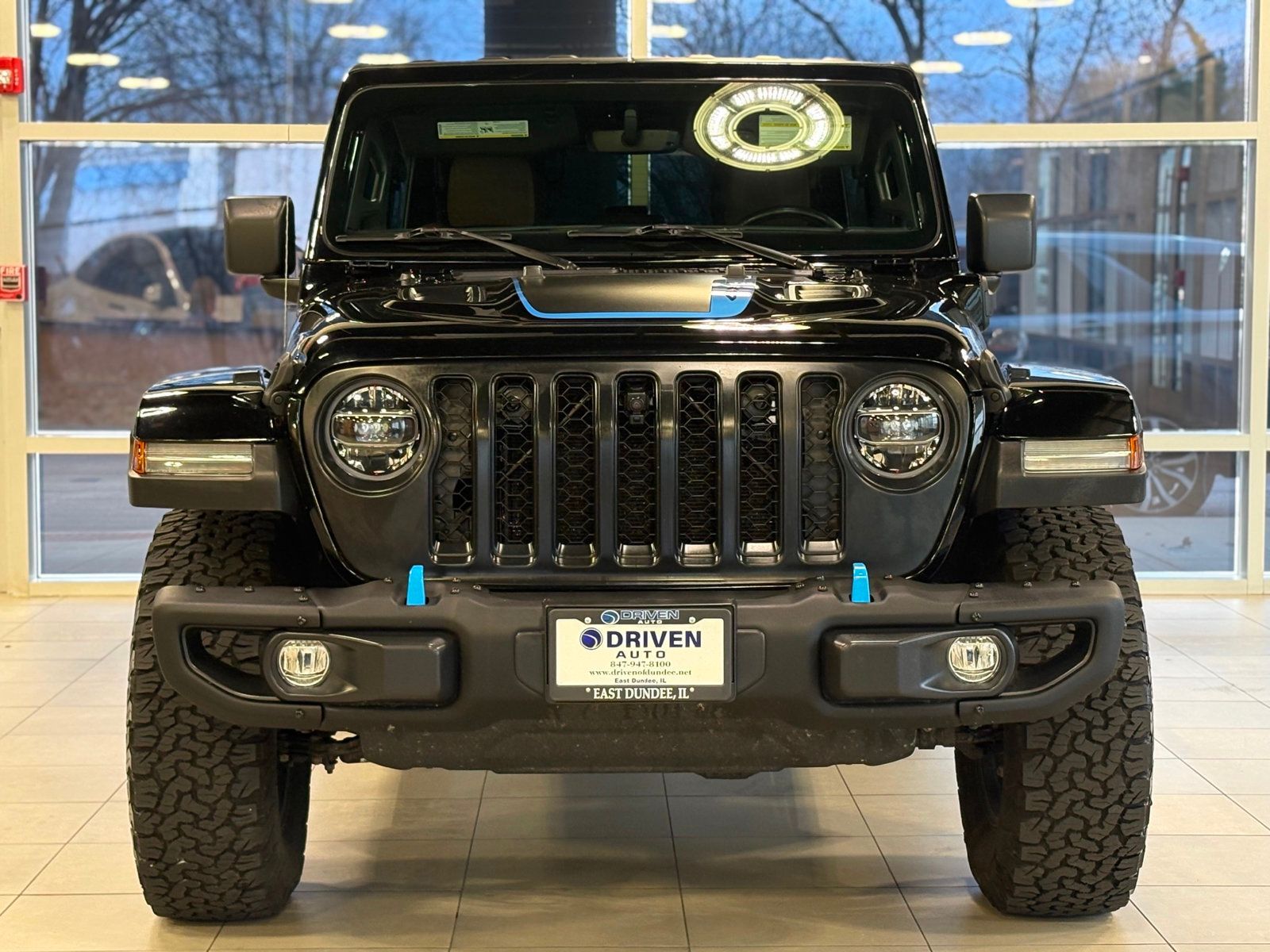 2022 Jeep Wrangler 4xe Unlimited Rubicon photo 2