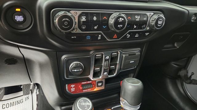 2022 Jeep Wrangler 4xe Unlimited Rubicon 4x4 w/ Hardtop, Adv. Safety & Cold Weather Pkg - 23048207 - 16