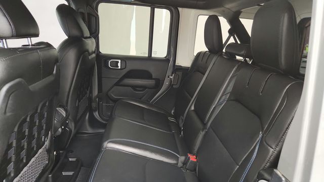 2022 Jeep Wrangler 4xe Unlimited Rubicon 4x4 w/ Hardtop, Adv. Safety & Cold Weather Pkg - 23048207 - 20