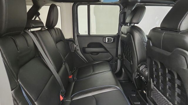 2022 Jeep Wrangler 4xe Unlimited Rubicon 4x4 w/ Hardtop, Adv. Safety & Cold Weather Pkg - 23048207 - 23