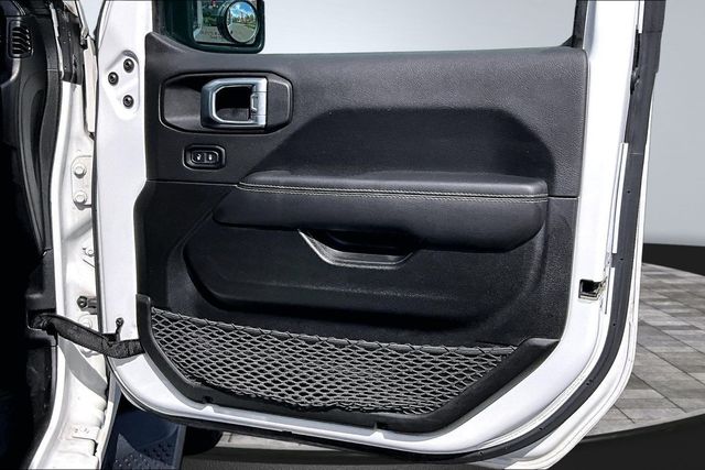 2022 Jeep Wrangler 4xe Unlimited Sahara 4x4 - 23053110 - 16