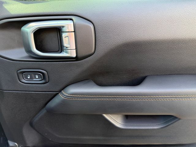 2022 Jeep Wrangler 4xe Unlimited Sahara High Altitude 4x4 - 22920327 - 34