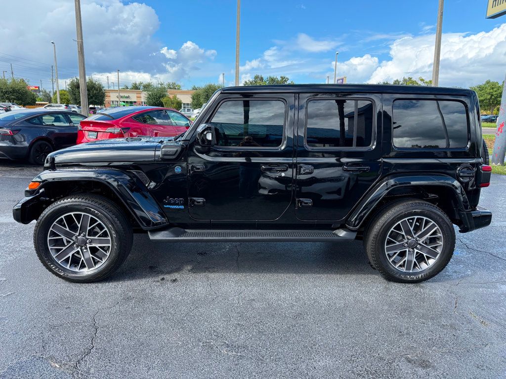 2022 Jeep Wrangler 4xe Unlimited Sahara High Altitude photo 7