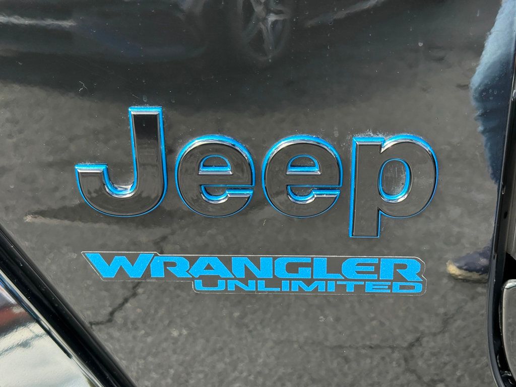2022 Jeep Wrangler 4xe Unlimited Sahara High Altitude photo 8