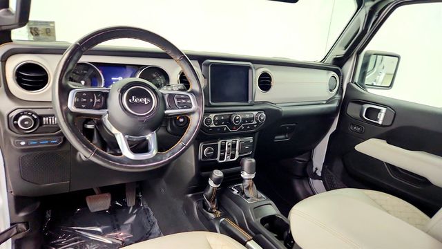 2022 Jeep Wrangler 4xe Unlimited Sahara High Altitude 4x4 w/ Power Top & Leather - 23063295 - 11