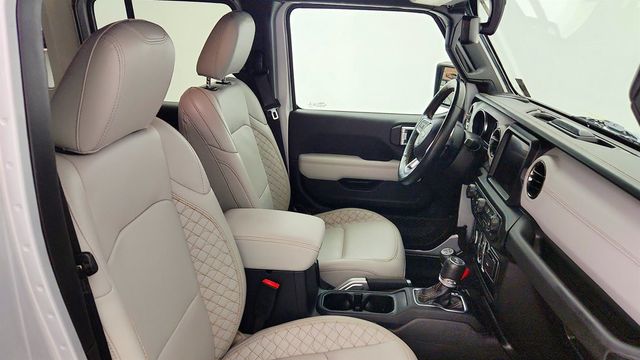 2022 Jeep Wrangler 4xe Unlimited Sahara High Altitude 4x4 w/ Power Top & Leather - 23063295 - 23