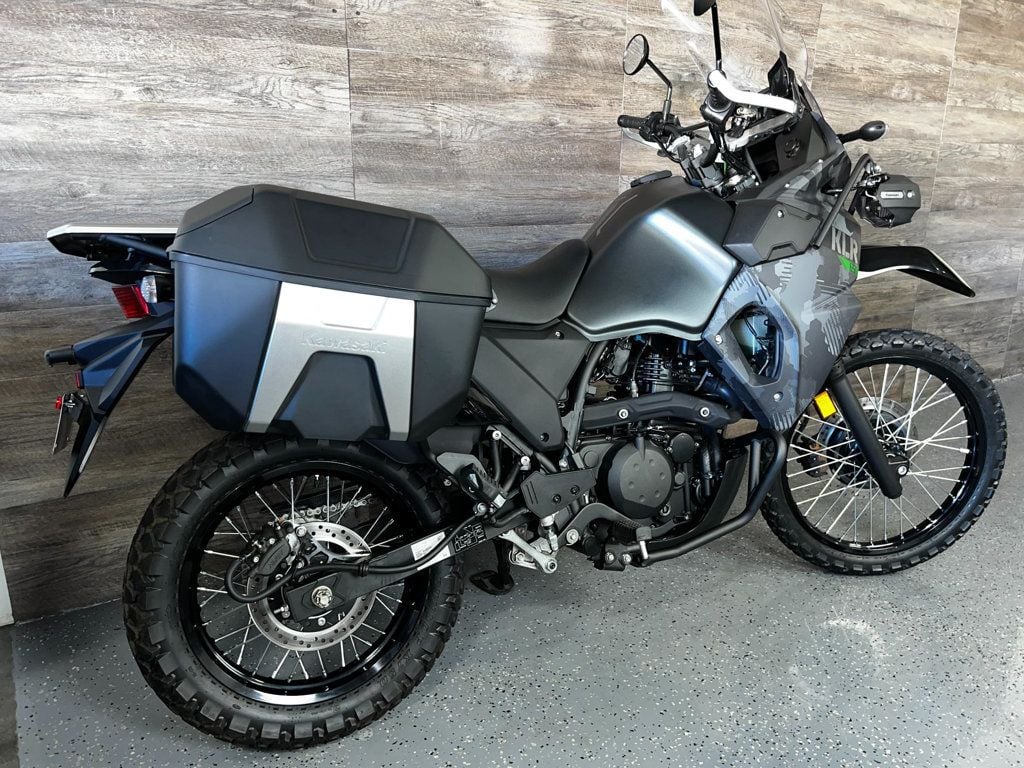 2022 Kawasaki KLR 650 Adventure LIKE NEW! - 22642968 - 2