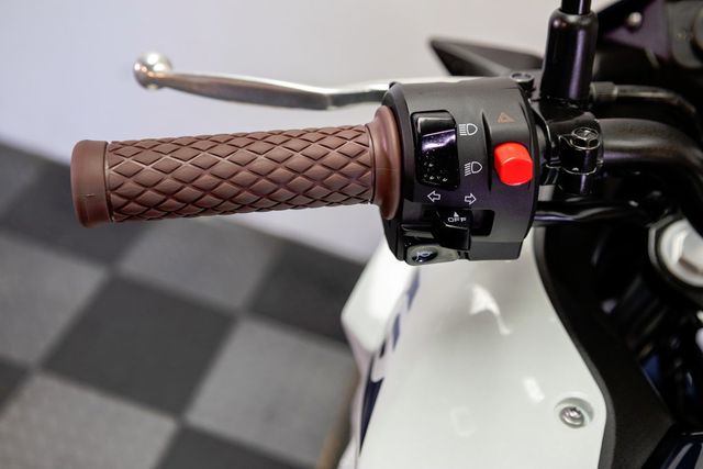 2022 KAWASAKI VERSYS-X 300 ABS ADVENTURE BIKE!!! - 22946001 - 11