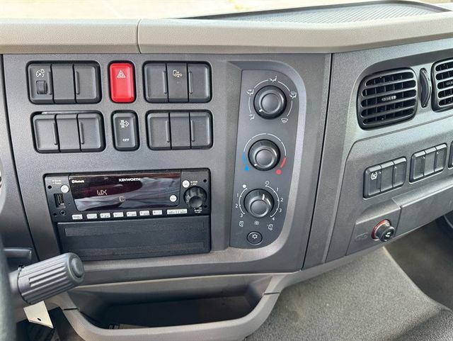2022 Kenworth K300  - 23078981 - 19
