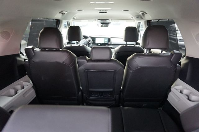 2022 Kia Carnival EX, THIRD ROW SEATING, PREMIUM WHEELS, LEATHER SEATS, NAVIGATION - 22965619 - 9