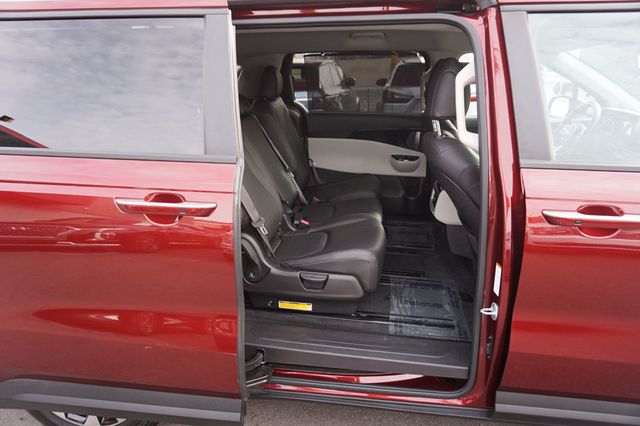 2022 Kia Carnival EX, THIRD ROW SEATING, PREMIUM WHEELS, LEATHER SEATS, NAVIGATION - 22965619 - 21