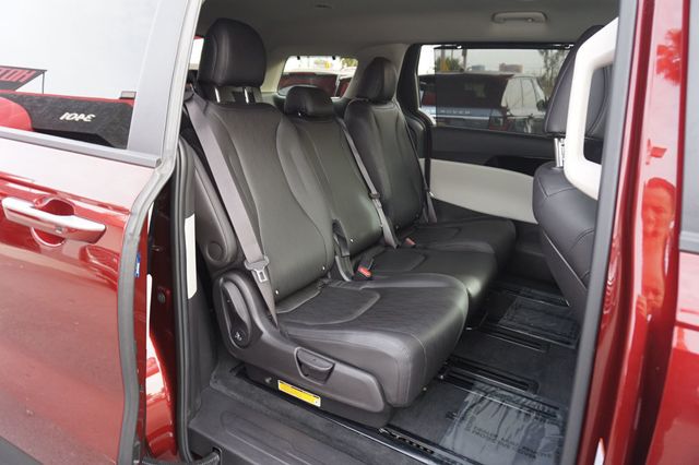 2022 Kia Carnival EX, THIRD ROW SEATING, PREMIUM WHEELS, LEATHER SEATS, NAVIGATION - 22965619 - 22