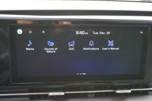 2022 Kia Carnival EX, THIRD ROW SEATING, PREMIUM WHEELS, LEATHER SEATS, NAVIGATION - 22965619 - 40