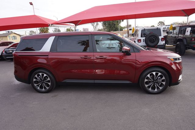 2022 Kia Carnival EX, THIRD ROW SEATING, PREMIUM WHEELS, LEATHER SEATS, NAVIGATION - 22965619 - 4