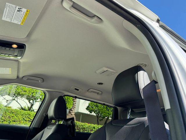 2022 Kia Carnival SX Minivan 4D - 22941303 - 26