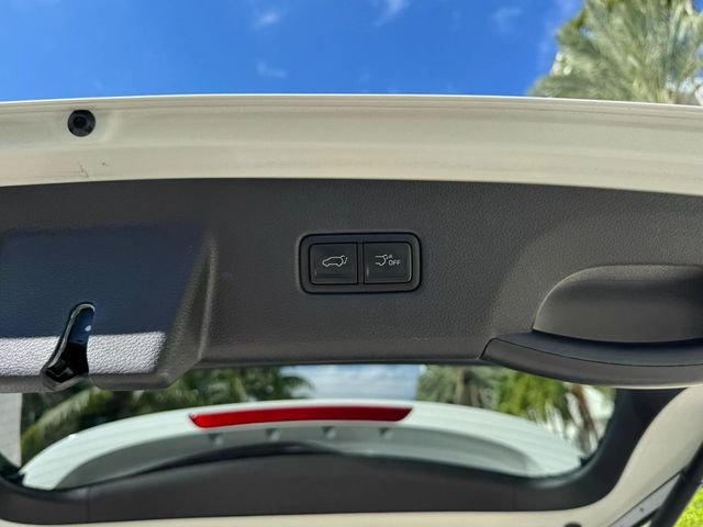 2022 Kia Carnival SX Minivan 4D - 22941303 - 28