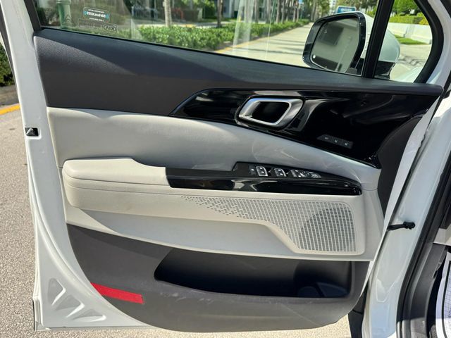 2022 Kia Carnival SX Minivan 4D - 22941303 - 36