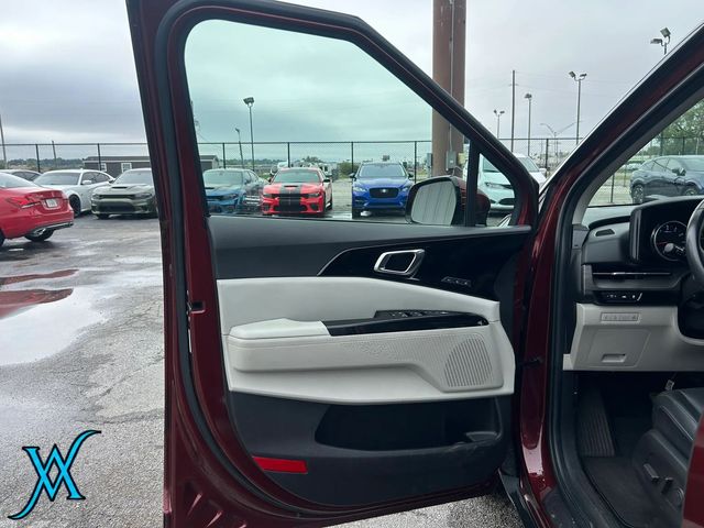 2022 Kia Carnival SX Minivan 4D - 23083760 - 9