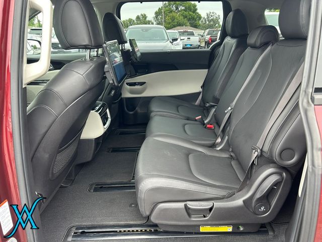 2022 Kia Carnival SX Minivan 4D - 23083760 - 19