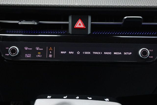 2022 Kia EV6 GT-Line - 23053511 - 42