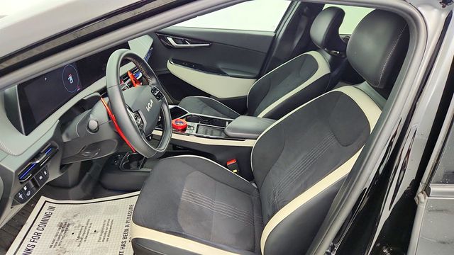 2022 Kia EV6 GT-Line AWD with Suede Seat Package - 22963431 - 17