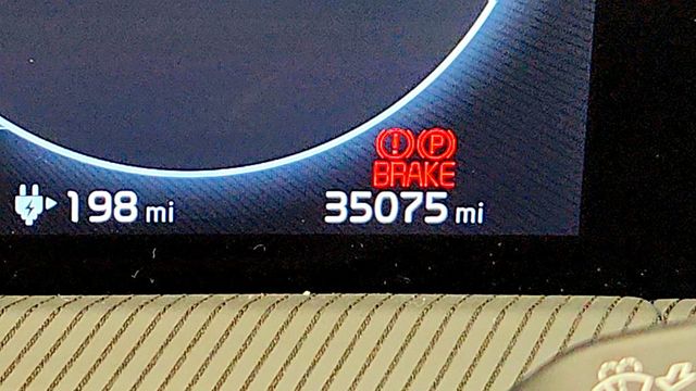 2022 Kia EV6 GT-Line AWD w/ Suede Seat Package - 23099965 - 13