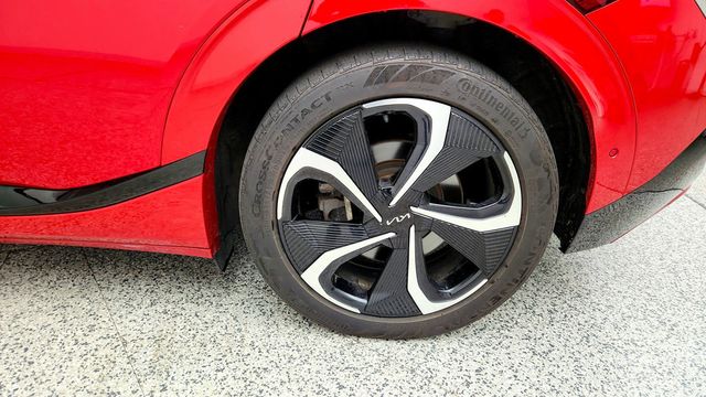 2022 Kia EV6 GT-Line AWD w/ Suede Seat Package - 23099965 - 8