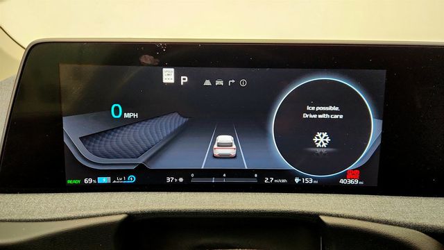 2022 Kia EV6 Wind - 22966134 - 13