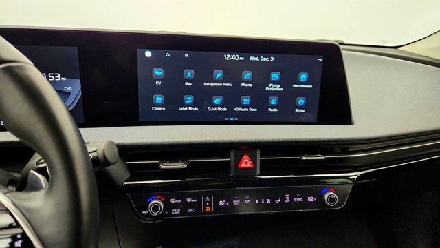 2022 Kia EV6 Wind - 22966134 - 16