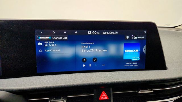 2022 Kia EV6 Wind - 22966134 - 17