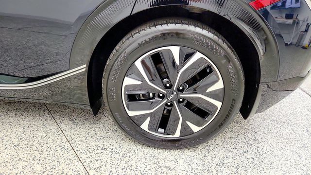 2022 Kia EV6 Wind AWD - 23076145 - 8