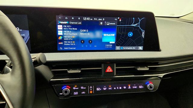 2022 Kia EV6 Wind AWD with Technology Package - 22969702 - 13