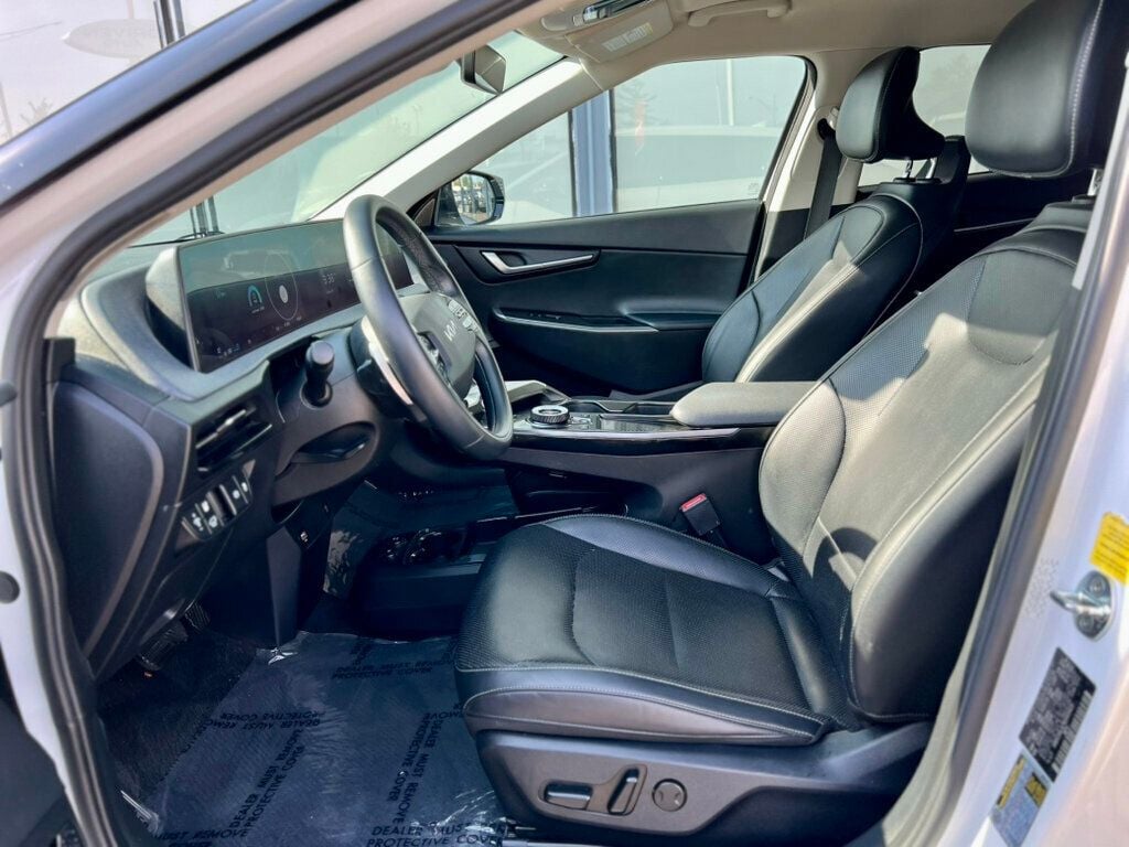 2022 Kia EV6 Wind photo 15