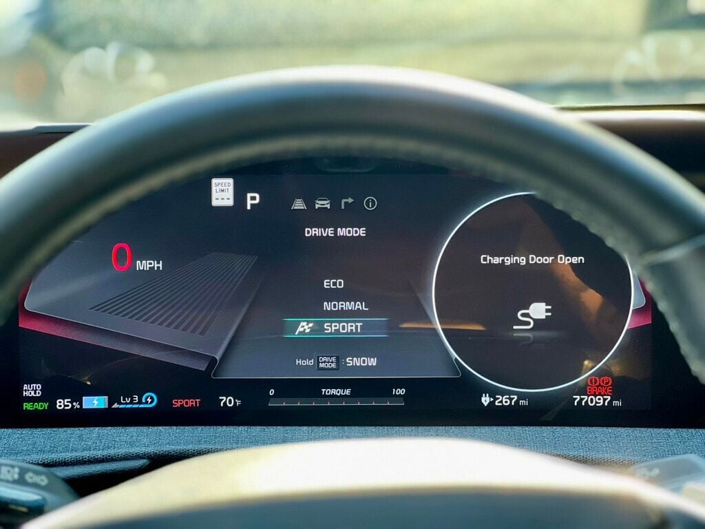 2022 Kia EV6 Wind photo 21