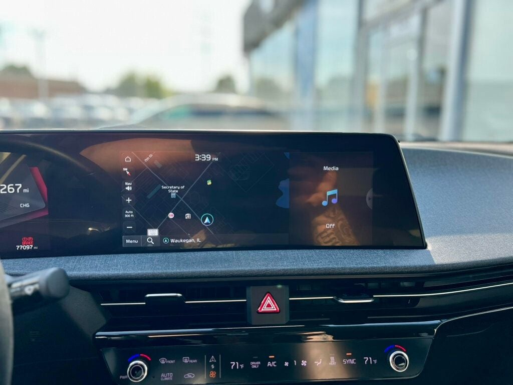 2022 Kia EV6 Wind photo 27