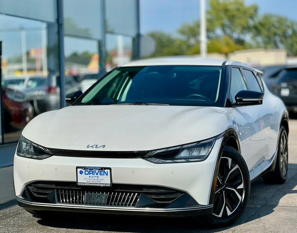 2022 Kia EV6 Wind photo 35