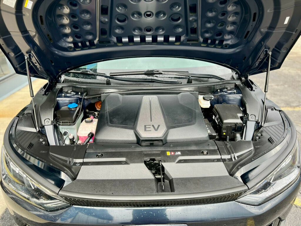 2022 Kia EV6 Wind photo 10