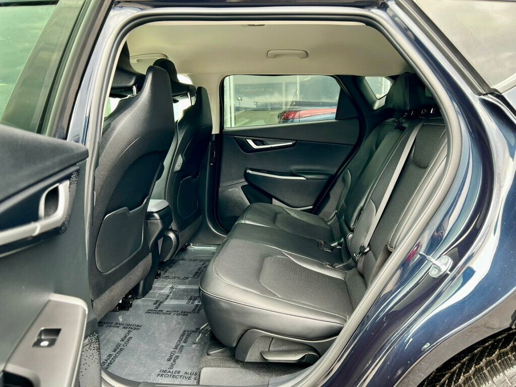 2022 Kia EV6 Wind photo 15