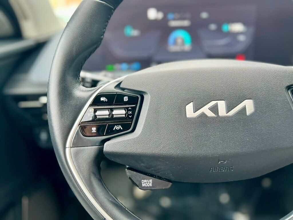 2022 Kia EV6 Wind photo 16