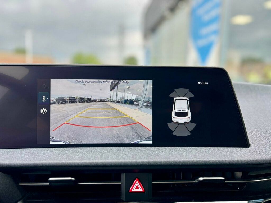 2022 Kia EV6 Wind photo 21