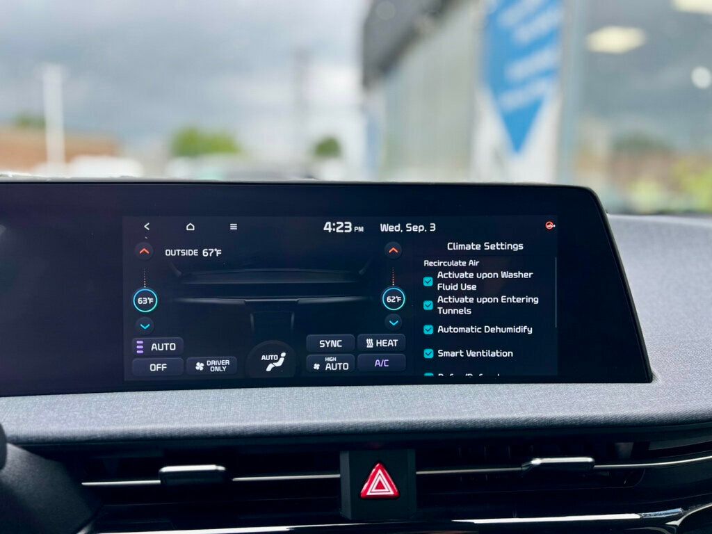 2022 Kia EV6 Wind photo 23