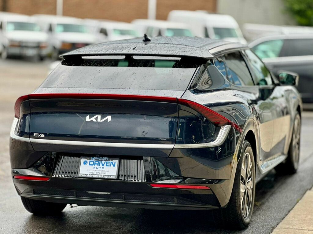 2022 Kia EV6 Wind photo 32