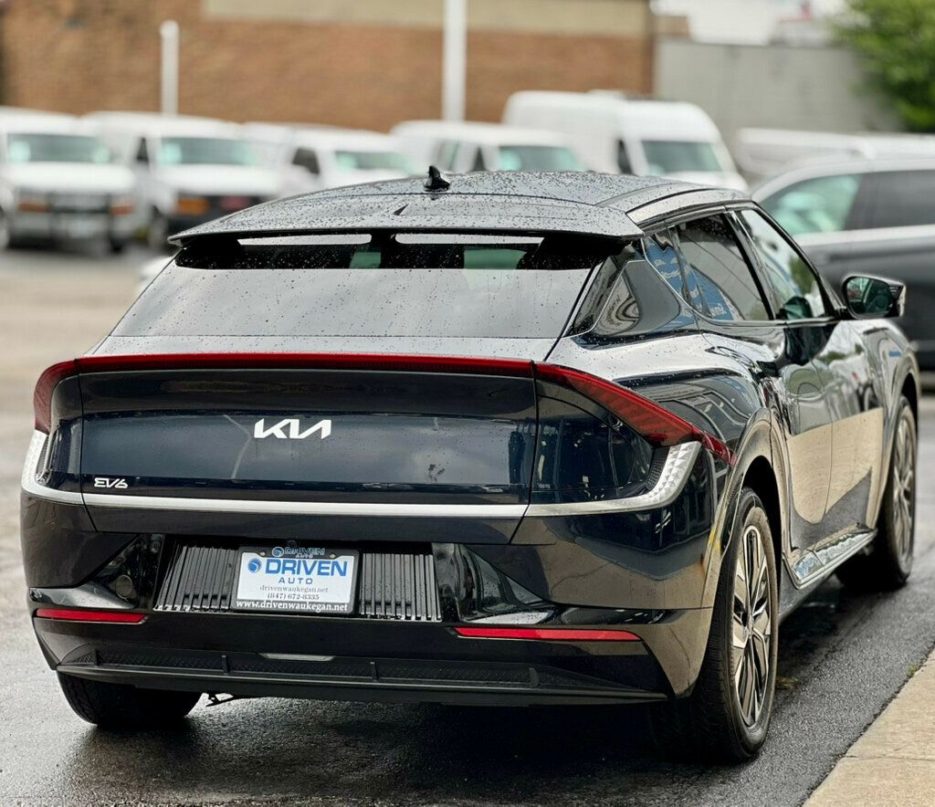 2022 Kia EV6 Wind photo 5