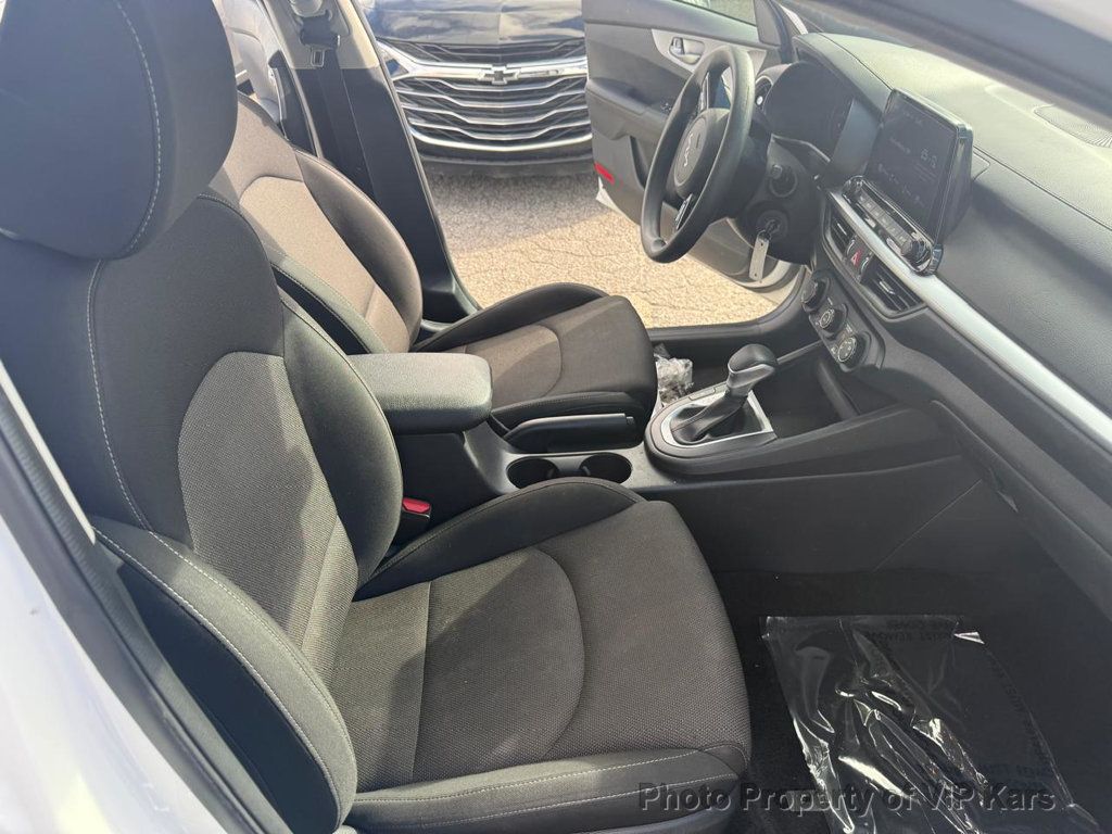 2022 Kia Forte FE IVT - 22924731 - 11