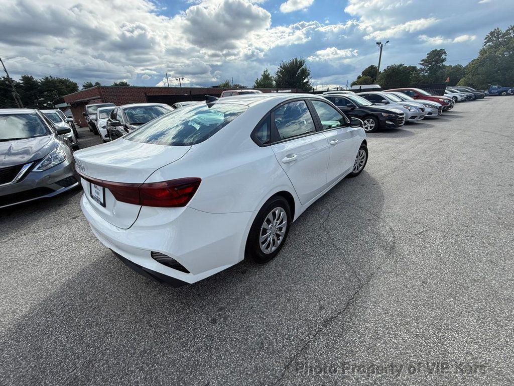 2022 Kia Forte FE IVT - 22924731 - 4