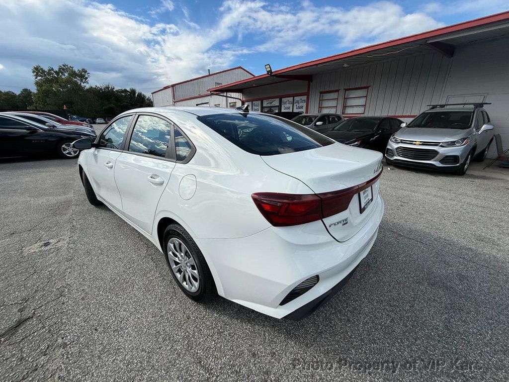 2022 Kia Forte FE IVT - 22924731 - 5