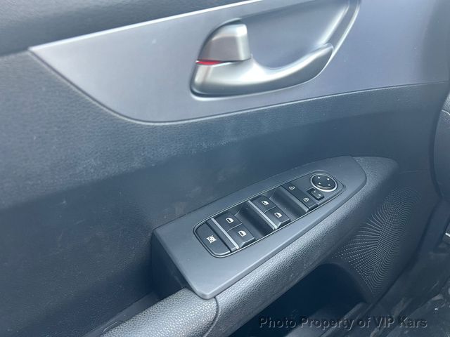 2022 Kia Forte FE IVT - 22933238 - 8