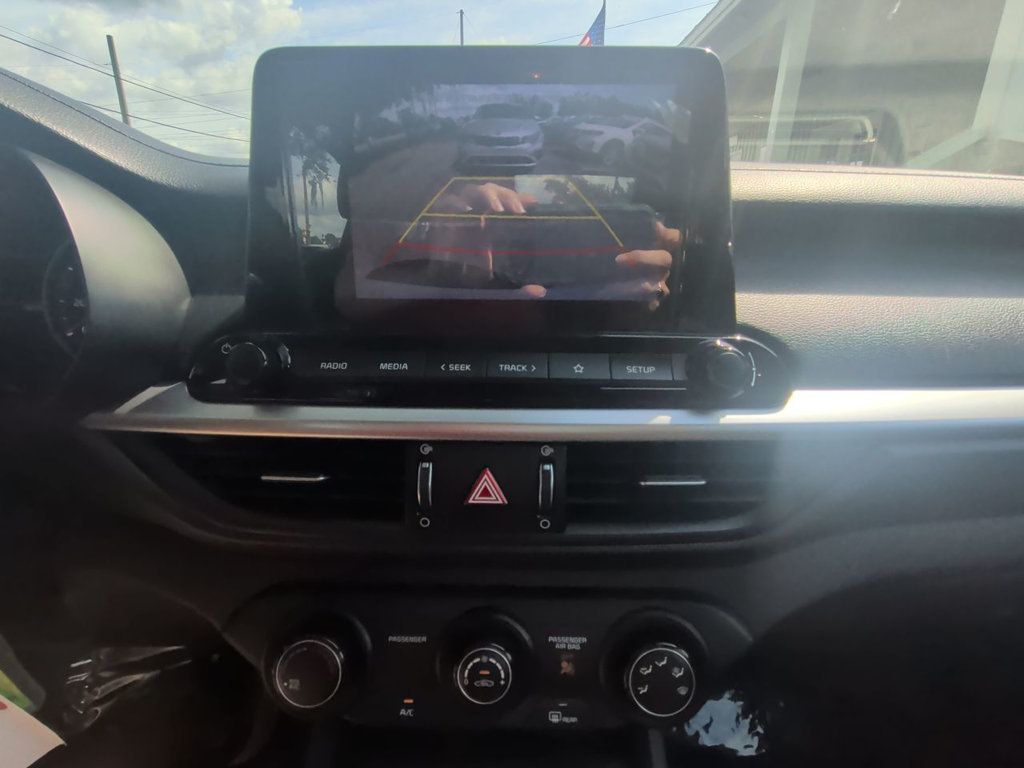 Kia Forte FE IVT photo 18