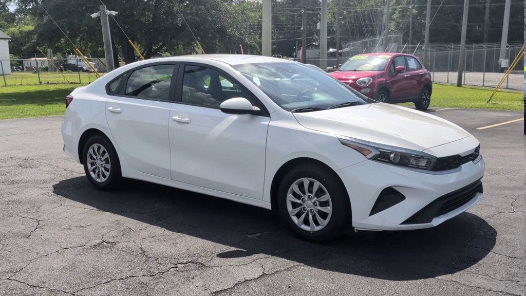 Kia Forte FE IVT photo 2