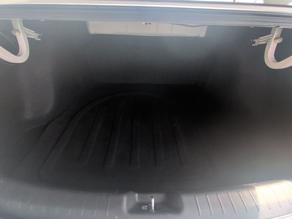 Kia Forte FE IVT photo 22